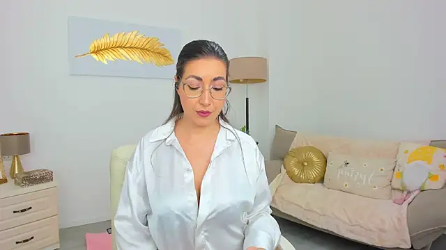 Kylie Kathy online show from 02-06-26, 04:58