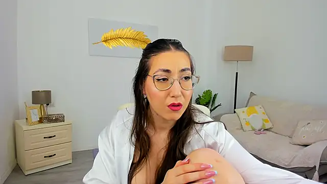 Kylie Kathy online show from 06-10-26, 05:47