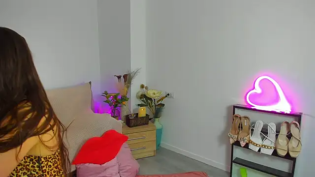 Kylie Kathy online show from 09-26-25, 06:37