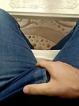 Snapshot of Yaman_33 chatting on 02-28-26, 06:07 Yaman 33 online show from 02-28-26, 06:07