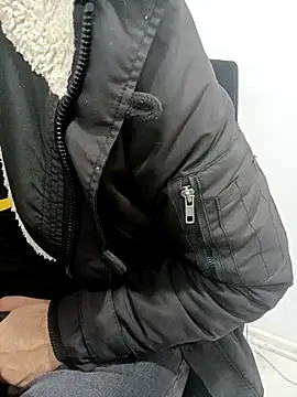 Snapshot of Yaman_33 chatting on 02-06-26, 08:43 Yaman 33 online show from 02-06-26, 08:43