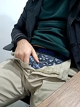 Snapshot of Yaman_33 chatting on 02-03-26, 11:26 Yaman 33 online show from 02-03-26, 11:26