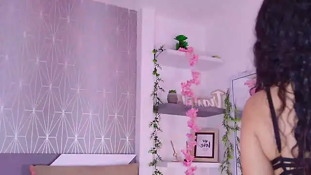 Celine Lee online show from 11-04-25, 03:16