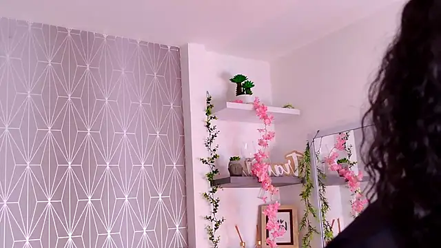 Celine Lee online show from 10-30-25, 05:32