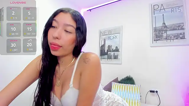 Snapshot of karla_space chatting on 10-06-25, 12:28 karla space online show from 10-06-25, 12:28