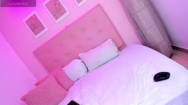 ANNIE DOLCE  online show from 11-14-25, 10:57