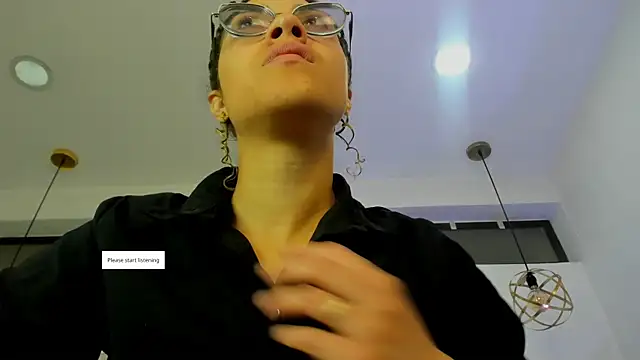 Hanna Cornee  online show from 09-22-25, 01:39