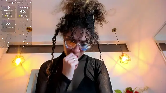 Hanna Cornee  online show from 02-20-26, 12:51