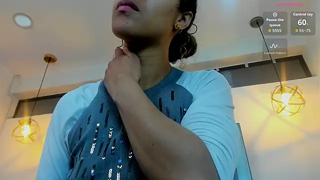 Hanna Cornee  online show from 09-24-25, 01:28