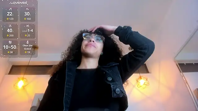 Hanna Cornee  online show from 02-16-26, 12:26