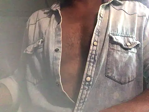 Snapshot of Raavan_King chatting on 09-19-25, 01:31 Raavan King online show from 09-19-25, 01:31