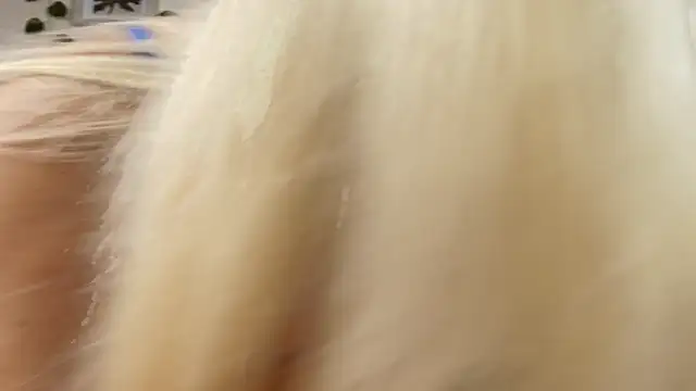 Barbiie 98 online show from 05-28-26, 01:39