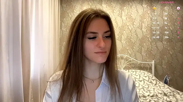 miainheat online show from 10-24-25, 09:08