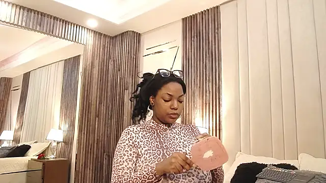 SheilaCoopers  online show from 10-24-25, 12:26