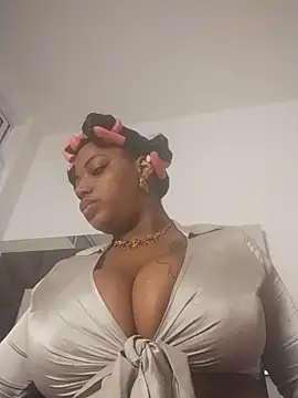 SheilaCoopers  online show from 03-26-26, 10:46