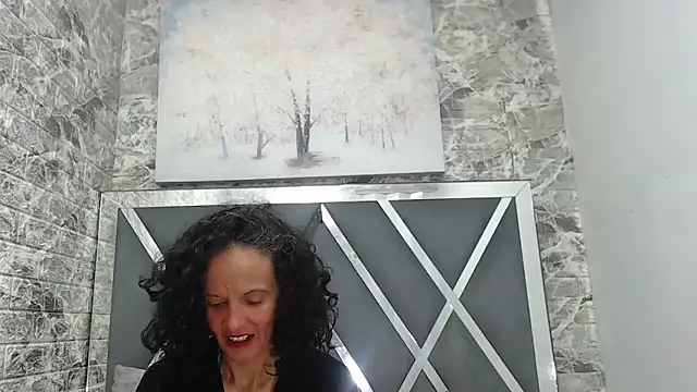 YanetRose online show from 11-04-25, 04:16