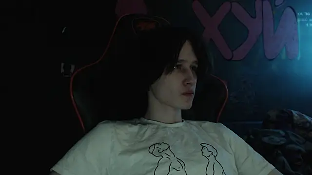 Snapshot of min1pekka chatting on 02-09-26, 11:47 min1pekka online show from 02-09-26, 11:47