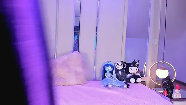 VesperVelvet online show from 10-04-25, 08:54