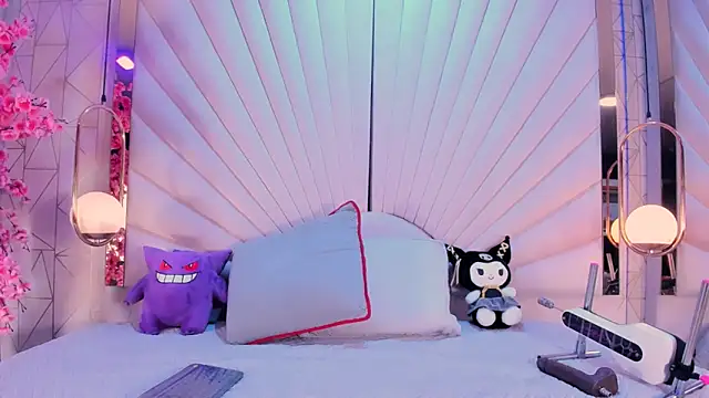 VesperVelvet online show from 05-04-26, 05:11