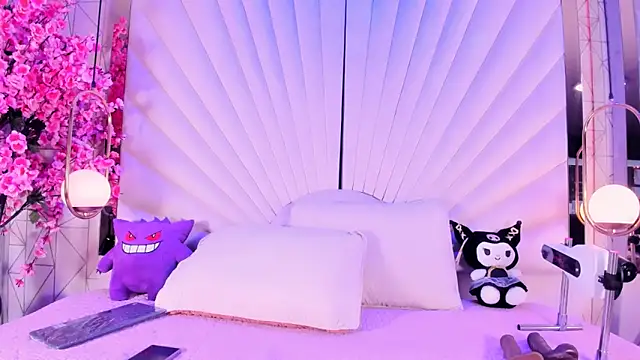 VesperVelvet online show from 05-09-26, 05:00