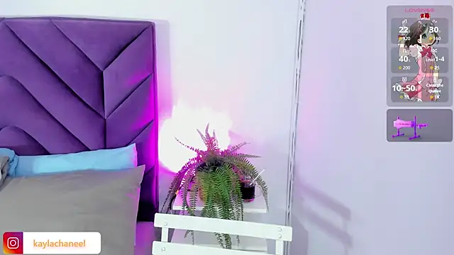 Kaylachannell online show from 04-29-26, 03:54