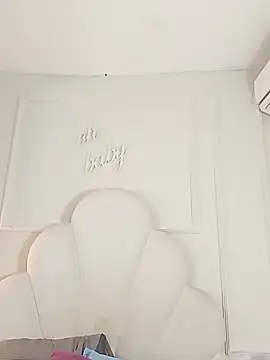 Kaylachannell online show from 11-26-25, 03:50