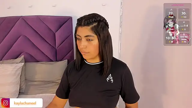 Kaylachannell online show from 04-11-26, 02:52