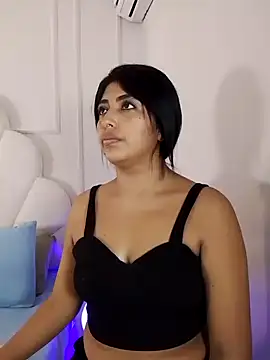 Kaylachannell online show from 05-18-26, 03:39