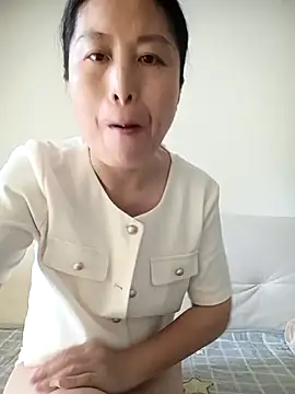 chengcheng12 online show from 09-30-25, 12:49