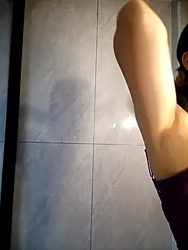 chengcheng12 online show from 10-31-25, 01:02