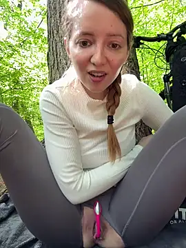 FayeFlame online show from 05-04-26, 10:29