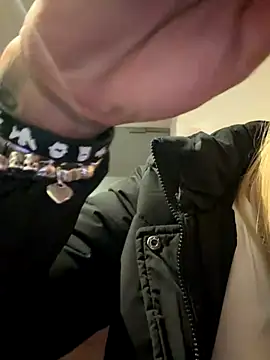 poppyinga1 online show from 11-28-25, 09:59