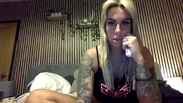 poppyinga1 online show from 02-13-26, 01:05