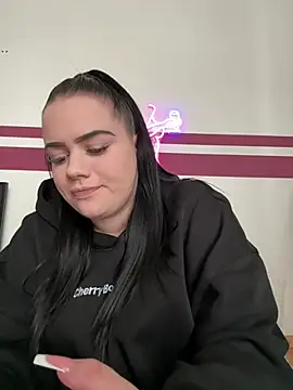 Shellybttn online show from 04-13-26, 10:30