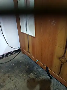 Snapshot of BabyHansi chatting on 10-19-25, 04:37 BabyHansi online show from 10-19-25, 04:37