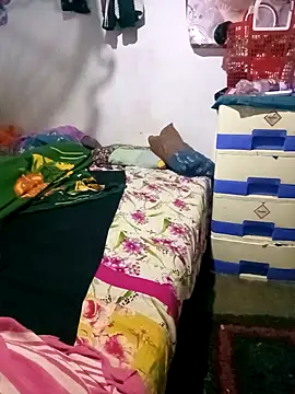 Snapshot of BabyHansi chatting on 10-04-25, 04:08 BabyHansi online show from 10-04-25, 04:08