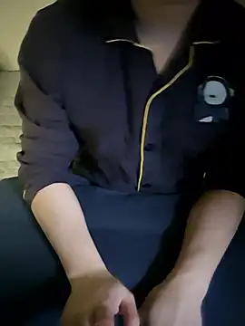 111owo111 online show from 03-18-26, 03:57