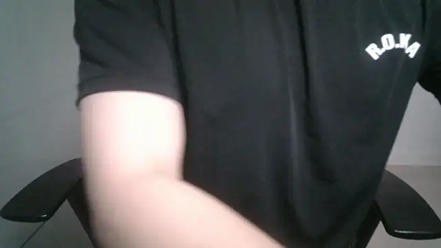 111owo111 online show from 04-22-26, 12:01