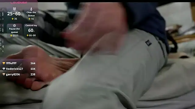 Snapshot of winds1069 chatting on 02-06-26, 04:47 winds1069 online show from 02-06-26, 04:47