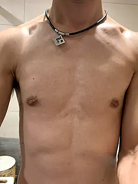 winds1069 online show from 11-16-25, 07:57