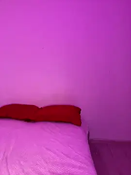 Mihadttraf online show from 09-18-25, 10:35