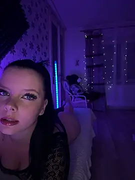 Snapshot of Mihadttraf chatting on 02-04-26, 08:37 Mihadttraf online show from 02-04-26, 08:37