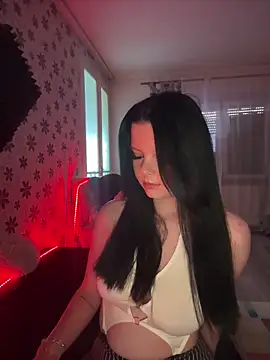 Snapshot of Mihadttraf chatting on 03-15-26, 02:57 Mihadttraf online show from 03-15-26, 02:57