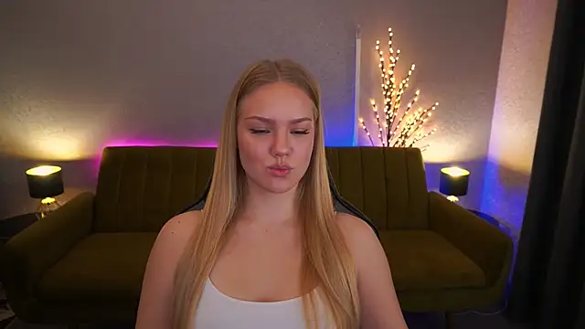 CelesteNoir online show from 10-28-25, 07:40