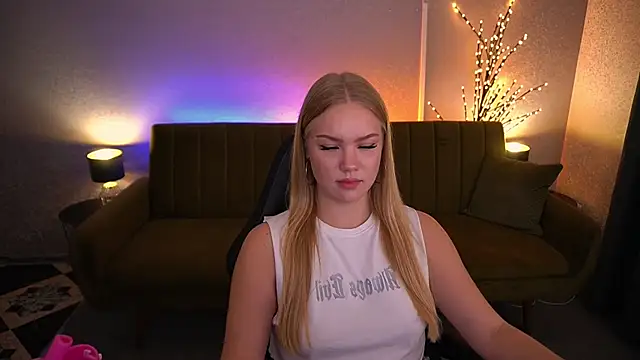 CelesteNoir online show from 09-10-25, 01:54