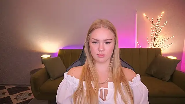 CelesteNoir online show from 09-29-25, 06:20