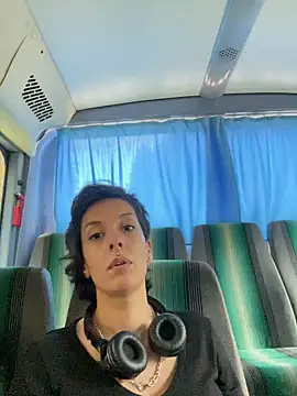 Piggiteablacktea online show from 10-23-25, 10:14