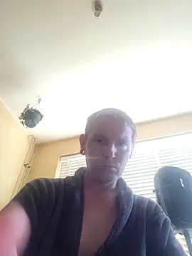 piercingpik online show from 04-22-26, 10:33