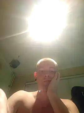 Snapshot of piercingpik chatting on 06-21-26, 10:15 piercingpik online show from 06-21-26, 10:15