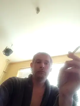 piercingpik online show from 04-30-26, 12:12
